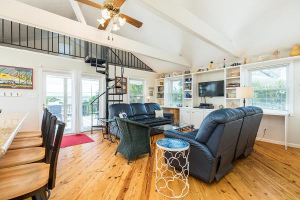 Two Bedroom Holiday Home